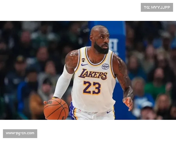 湖人詹姆斯出场时间受管控 高龄核心季后赛体能储备成关键